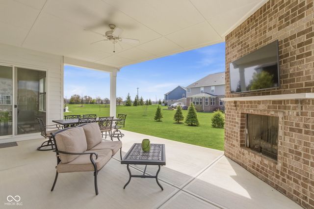 14893 Edgebrook Drive, Fishers, IN 46040