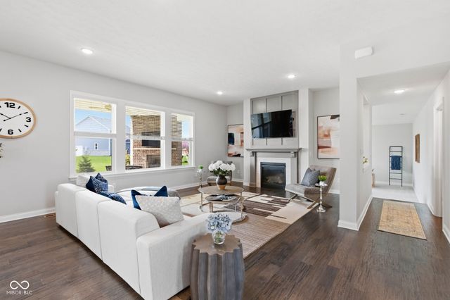 14893 Edgebrook Drive, Fishers, IN 46040
