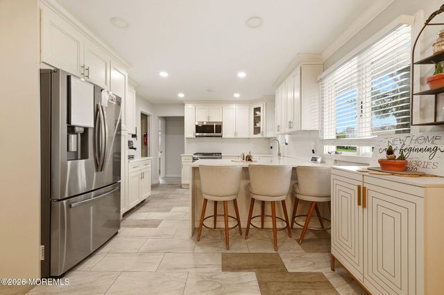 3 Cornell Road, Old Bridge, NJ 08857