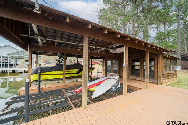 618 Cypress Creek Drive, Mt Vernon, TX 75457