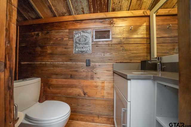 618 Cypress Creek Drive, Mt Vernon, TX 75457