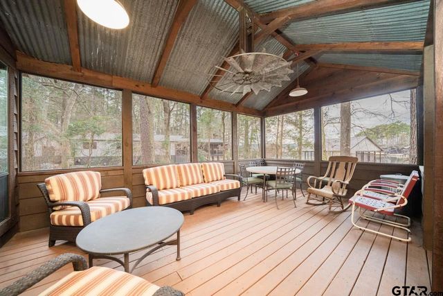 618 Cypress Creek Drive, Mt Vernon, TX 75457