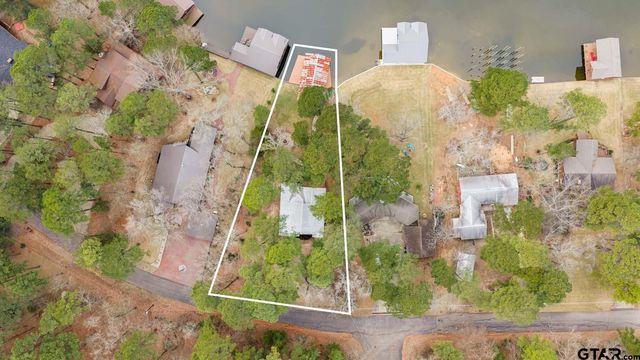 618 Cypress Creek Drive, Mt Vernon, TX 75457