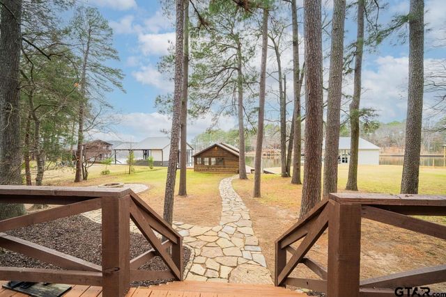 618 Cypress Creek Drive, Mt Vernon, TX 75457