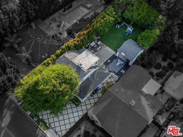 4051 Beverly Glen Boulevard, Sherman Oaks, CA 91423