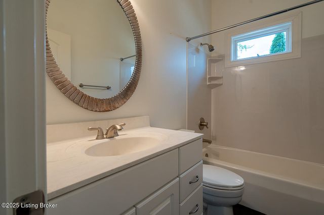 15407 Crystal Springs Way, Louisville, KY 40245