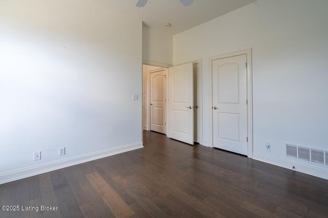 15407 Crystal Springs Way, Louisville, KY 40245