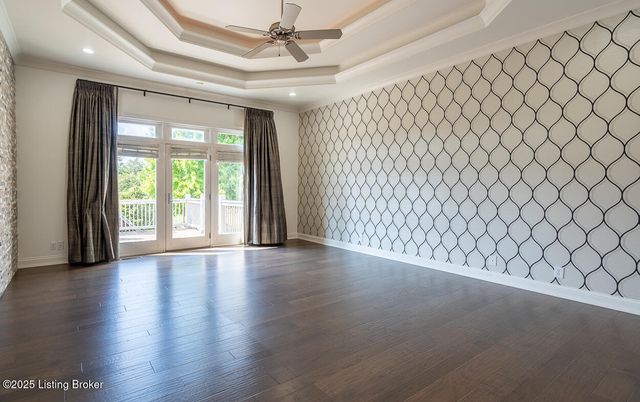 15407 Crystal Springs Way, Louisville, KY 40245