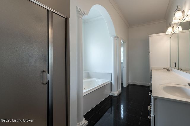 15407 Crystal Springs Way, Louisville, KY 40245