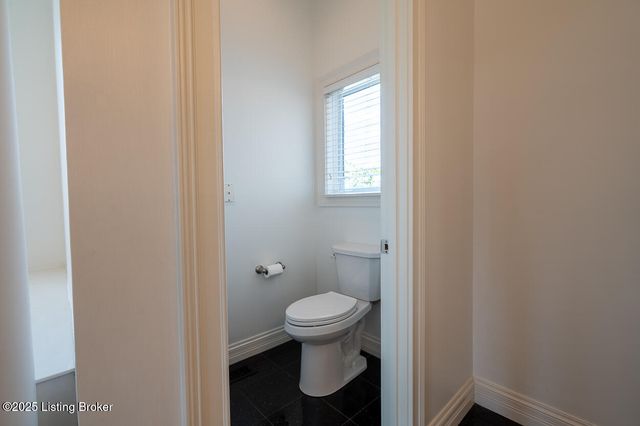 15407 Crystal Springs Way, Louisville, KY 40245