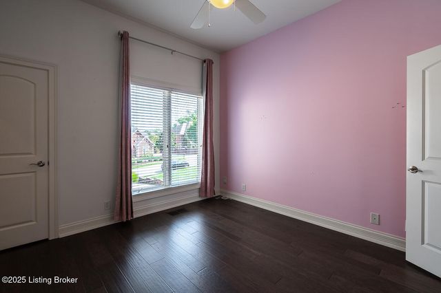 15407 Crystal Springs Way, Louisville, KY 40245