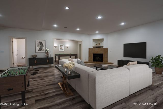 15407 Crystal Springs Way, Louisville, KY 40245