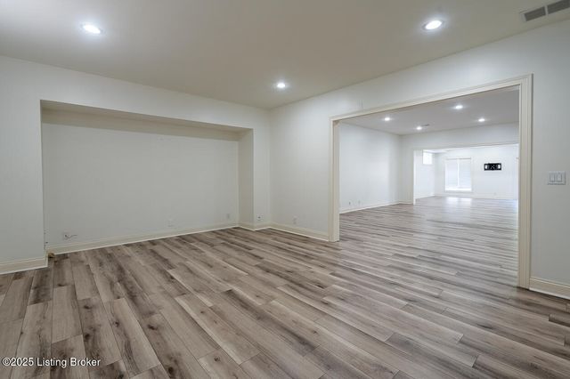 15407 Crystal Springs Way, Louisville, KY 40245