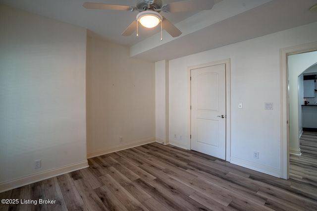 15407 Crystal Springs Way, Louisville, KY 40245