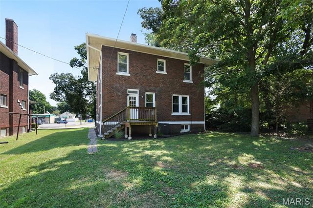 401 S Buchanan Street, Edwardsville, IL 62025