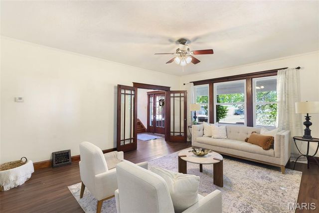 401 S Buchanan Street, Edwardsville, IL 62025