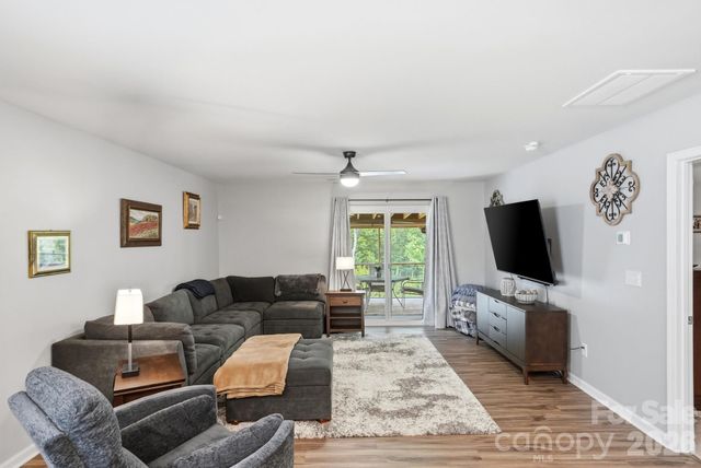 3140 Treyson Drive, Denver, NC 28037