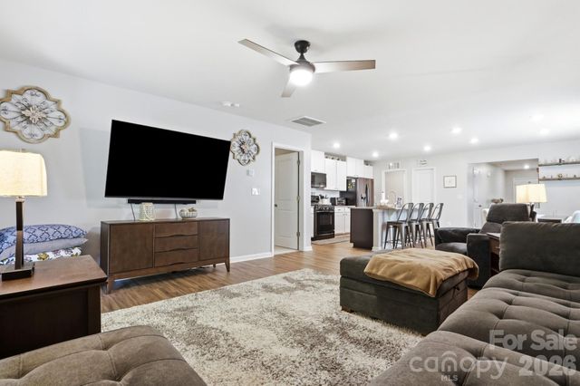 3140 Treyson Drive, Denver, NC 28037