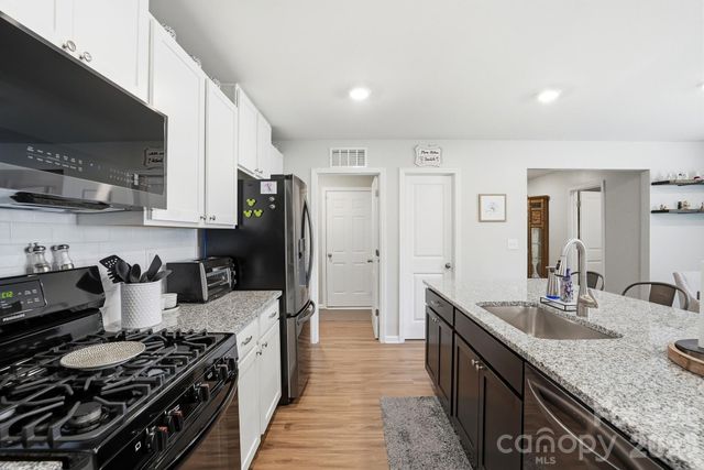 3140 Treyson Drive, Denver, NC 28037
