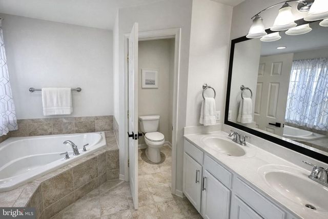 146 CEDAR MOUNTAIN DR, Stephens City, VA 22655