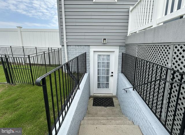 146 CEDAR MOUNTAIN DR, Stephens City, VA 22655