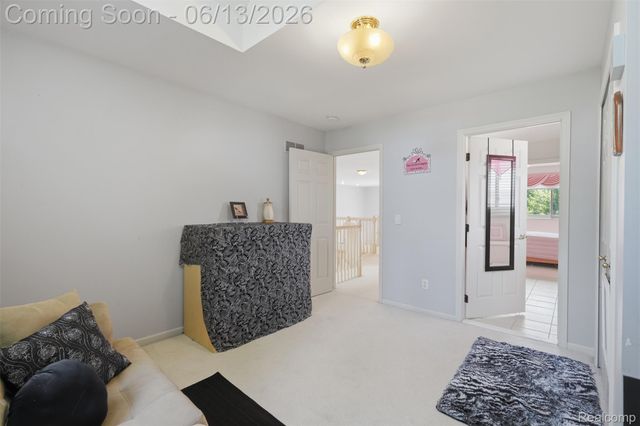2935 Ivy Hill Drive, Commerce Charter Township, MI 48382