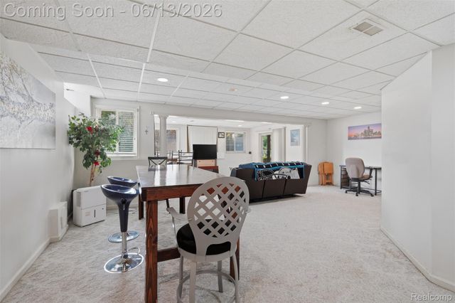 2935 Ivy Hill Drive, Commerce Charter Township, MI 48382
