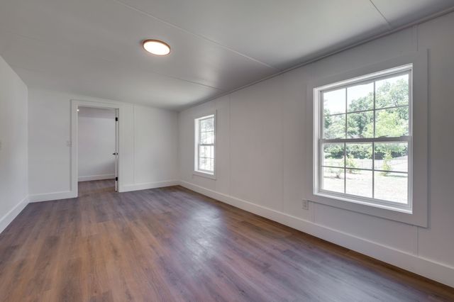 4127 Edwards Ave, Nashville, TN 37216