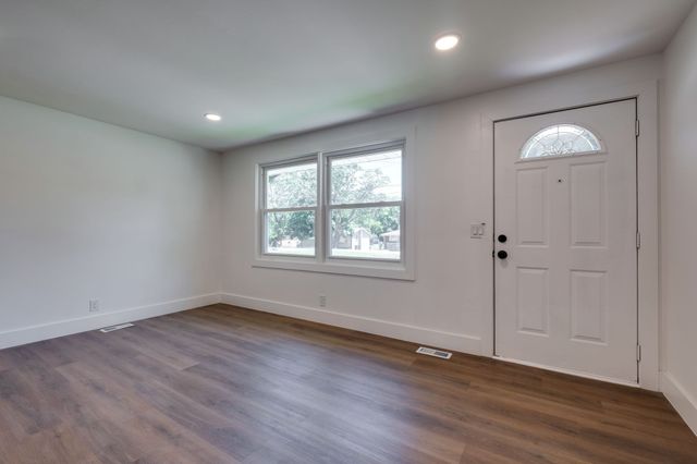 4127 Edwards Ave, Nashville, TN 37216