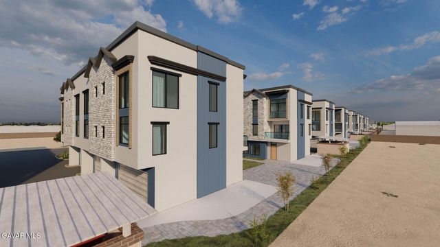 Avenue I, Lancaster, CA 93535