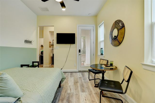 2403 Jackson Street C, Houston, TX 77004