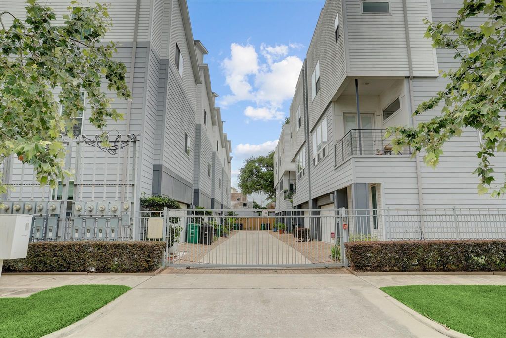 2403 Jackson Street C, Houston, TX 77004