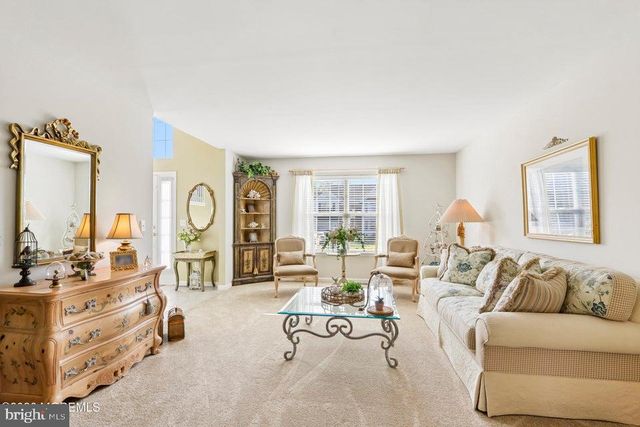 21 ORCHID LA, Barnegat, NJ 08005
