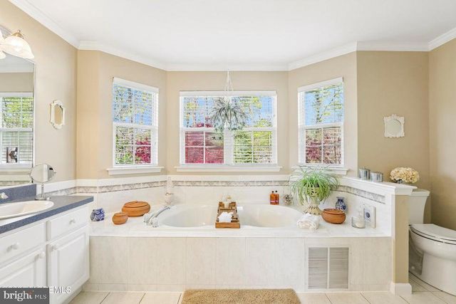 21 ORCHID LA, Barnegat, NJ 08005