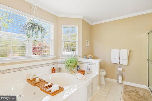 21 ORCHID LA, Barnegat, NJ 08005