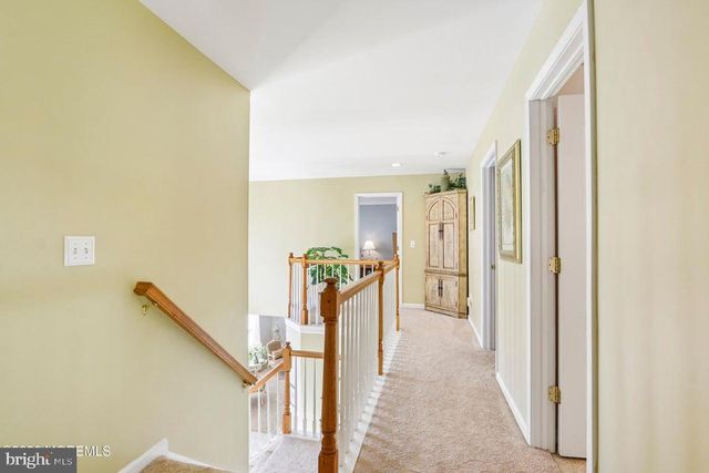 21 ORCHID LA, Barnegat, NJ 08005