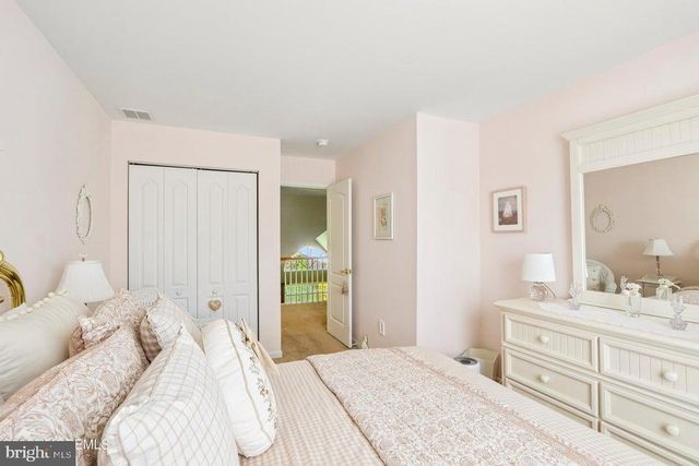 21 ORCHID LA, Barnegat, NJ 08005