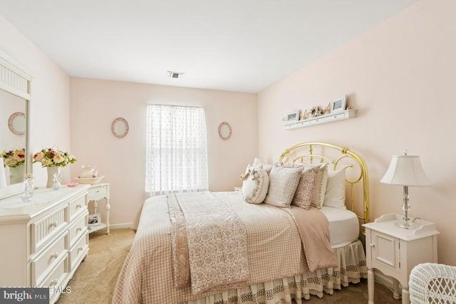 21 ORCHID LA, Barnegat, NJ 08005
