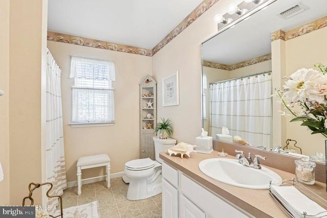 21 ORCHID LA, Barnegat, NJ 08005