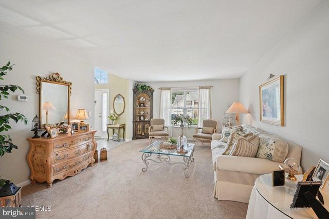 21 ORCHID LA, Barnegat, NJ 08005