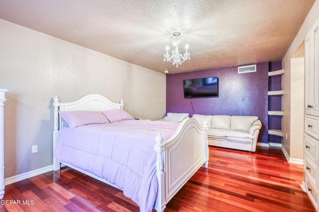 204 MORNING STAR Road, Santa Teresa, NM 88008