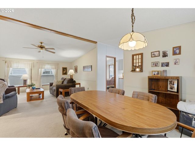 5885 Ne Jacobson St 63, Hillsboro, OR 97124