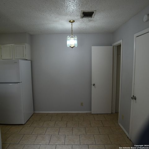 5609 Lochmoor Unit 1, San Antonio, TX 78244