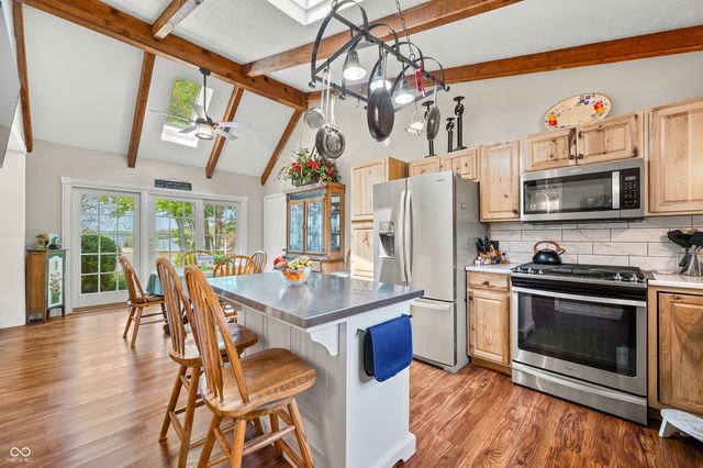 6517 Snug Harbour Lane, Unionville, IN 47468