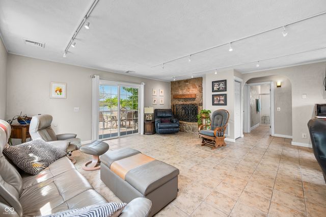 6517 Snug Harbour Lane, Unionville, IN 47468