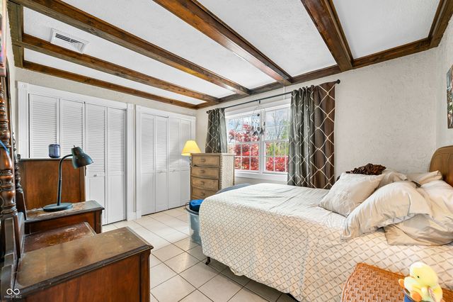 6517 Snug Harbour Lane, Unionville, IN 47468