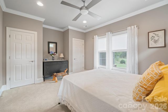 121 Cheyenne Lane, Statesville, NC 28677