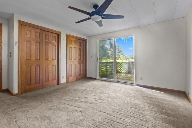 W5117 Strawberry Hill DRIVE, Elkhorn, WI 53121