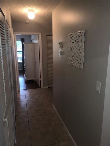 2555 Bedford Mews Drive, Wellington, FL 33414