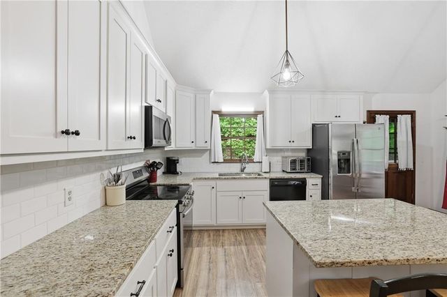 15 Mississippi Lane, Tiger, GA 30576